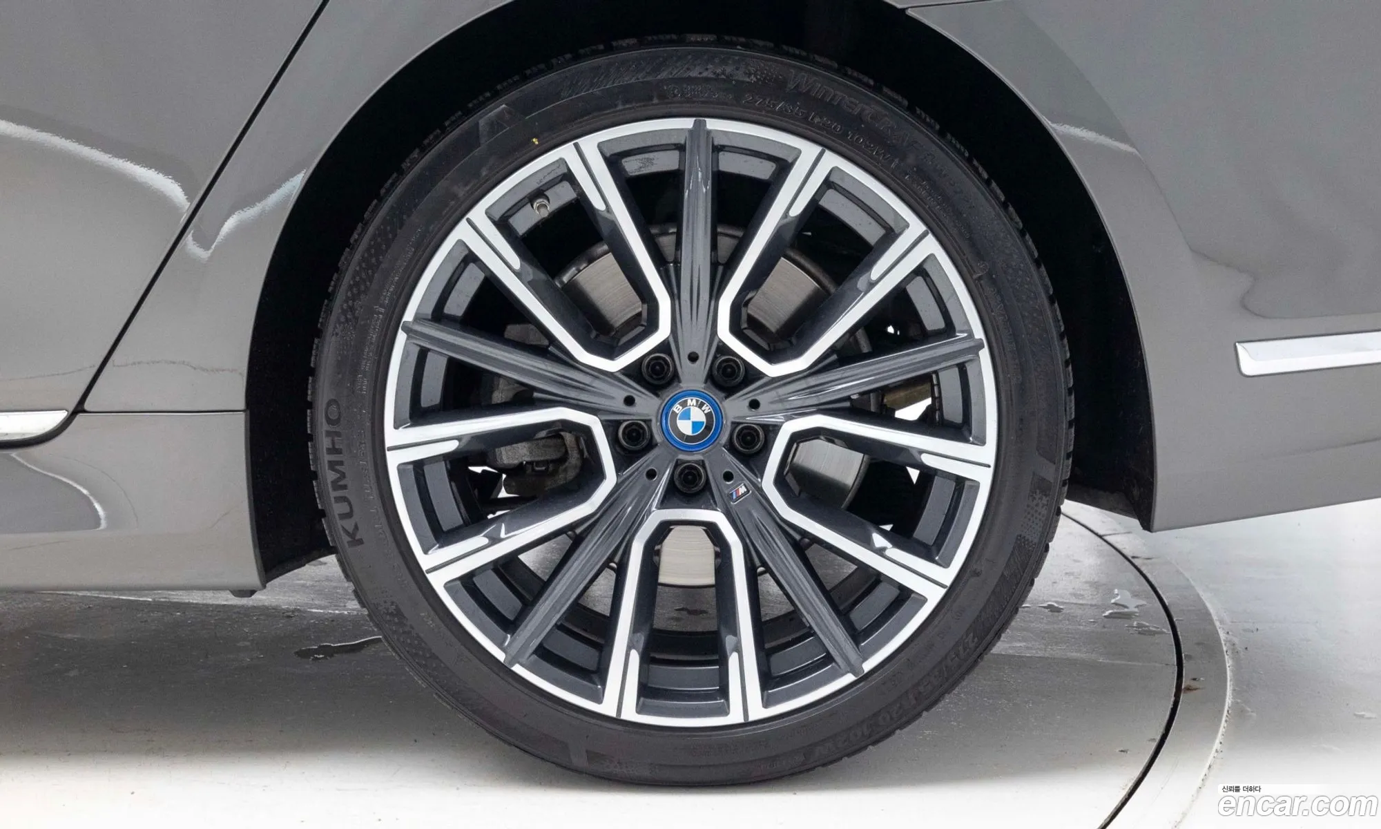 BMW 7 Series 2021 — 12