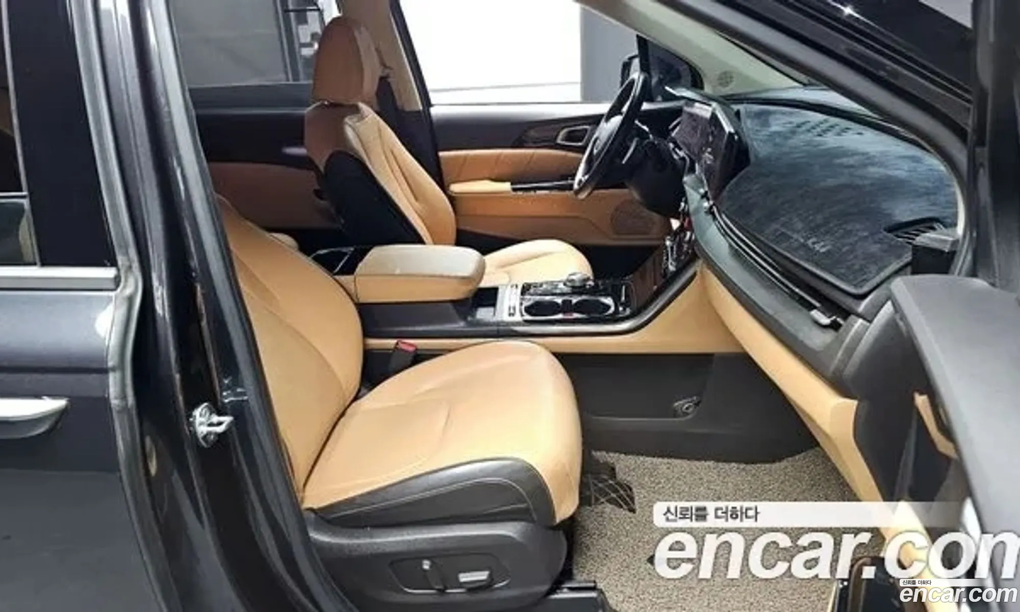 Kia Carnival 2021 — 19
