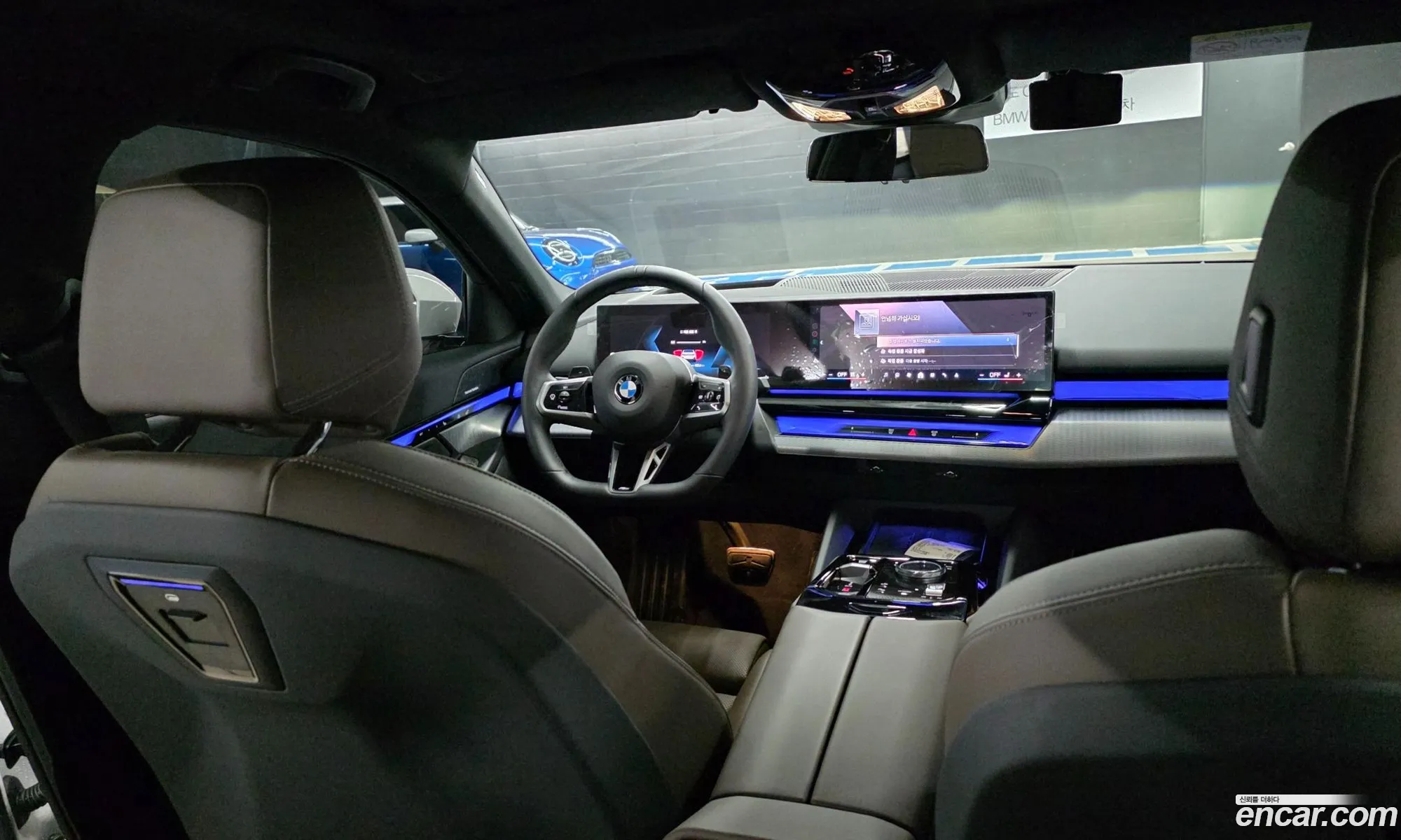 BMW 5 Series 2025 — 18