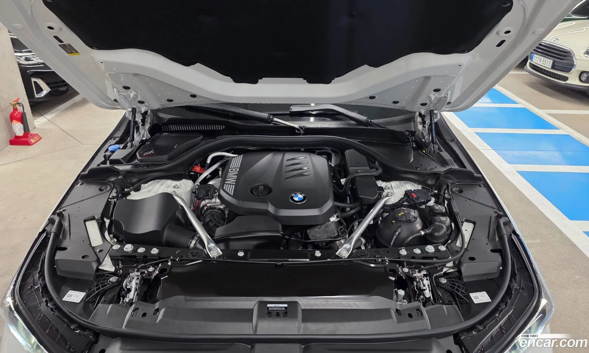 BMW 5 Series 2025 — 13