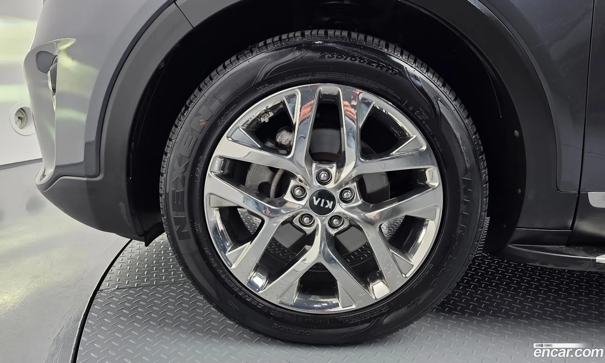 Kia Sorento 2019 — 19