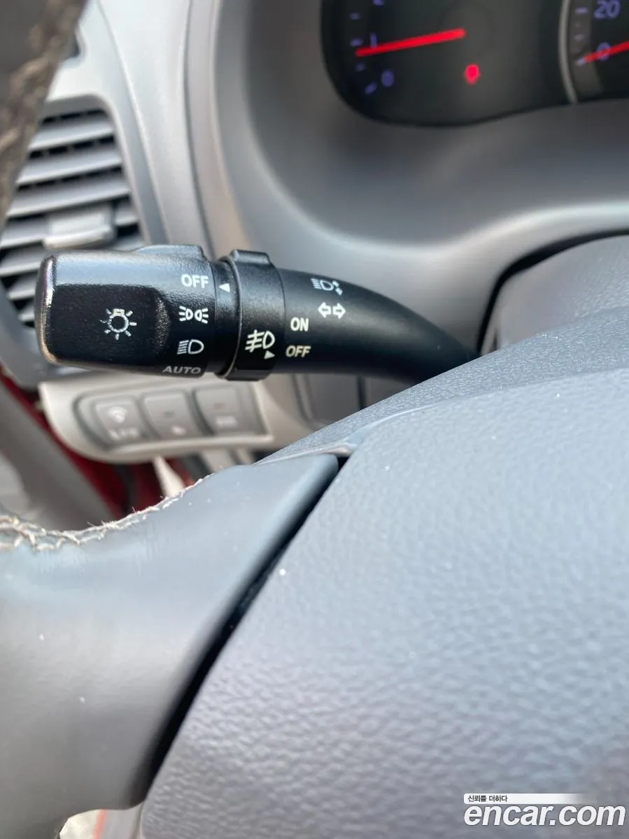 Kia Carnival R 2013 — 20