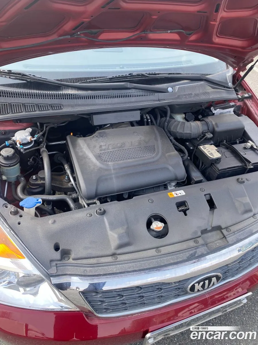 Kia Carnival R 2013 — 10