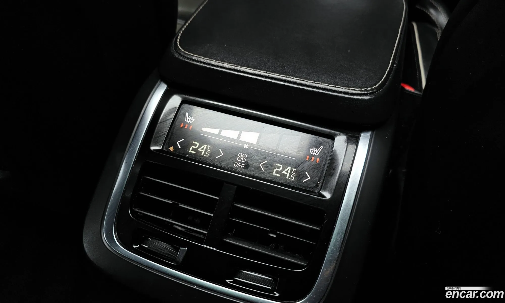 Volvo XC90 2016 YV4A22PM9G1048858 — 16