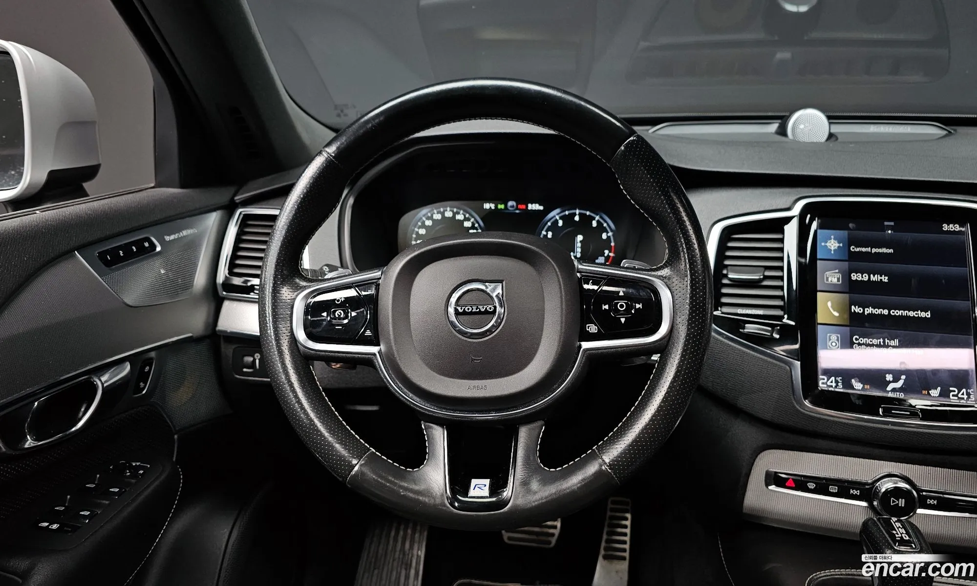 Volvo XC90 2016 YV4A22PM9G1048858 — 4