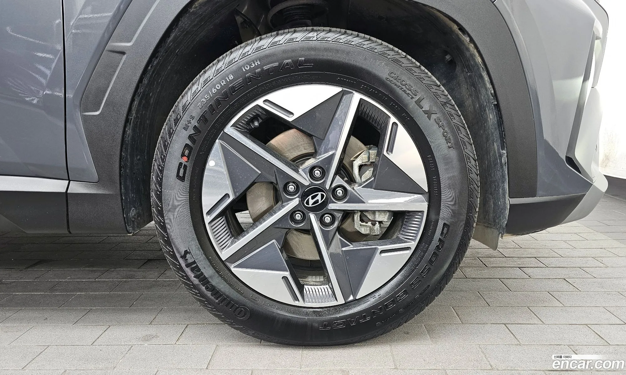 Hyundai Tucson Hybrid 2025 — 13