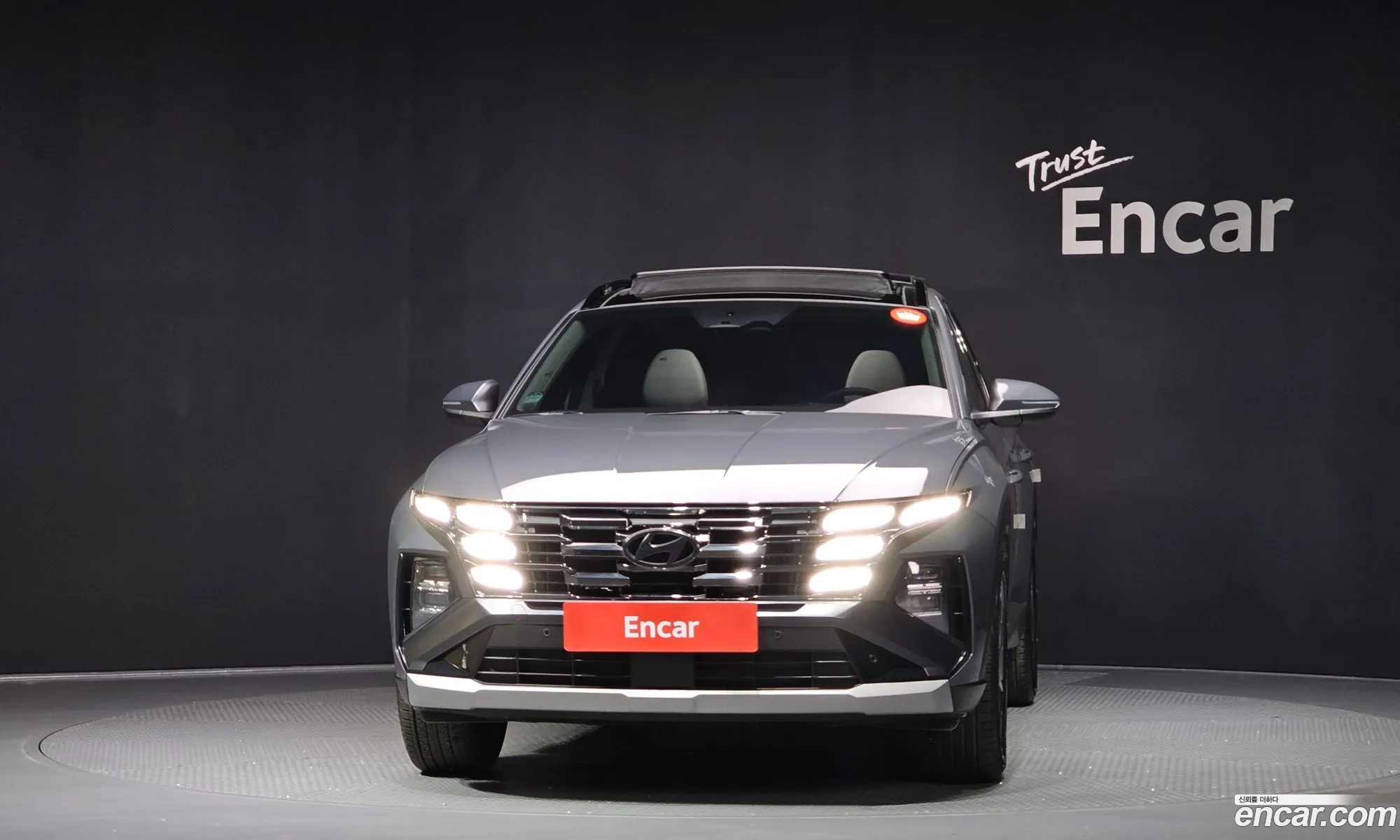 Hyundai Tucson Hybrid 2025 — 9