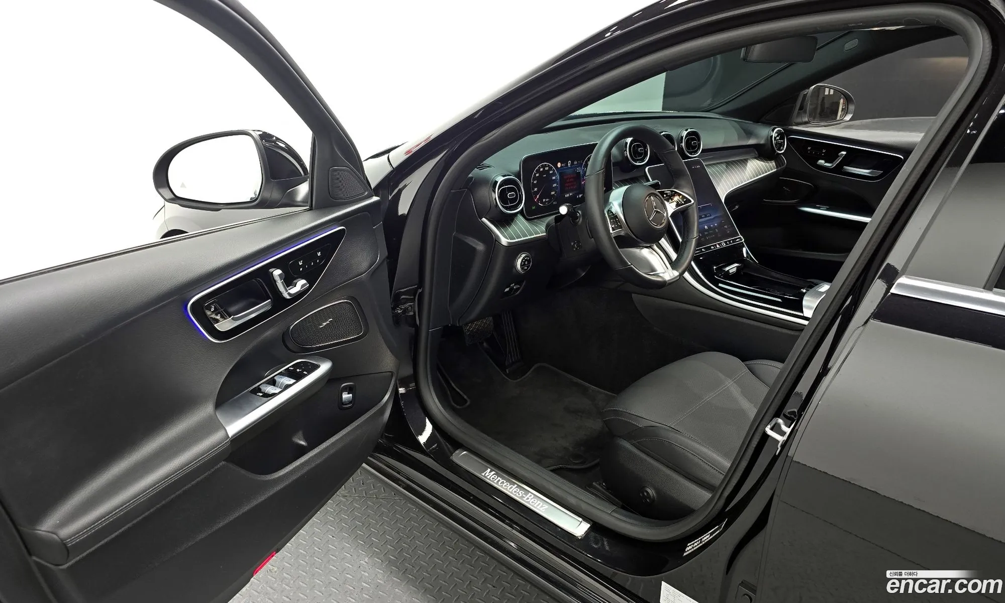 Mercedes-Benz C-Class W206 2024 — 10