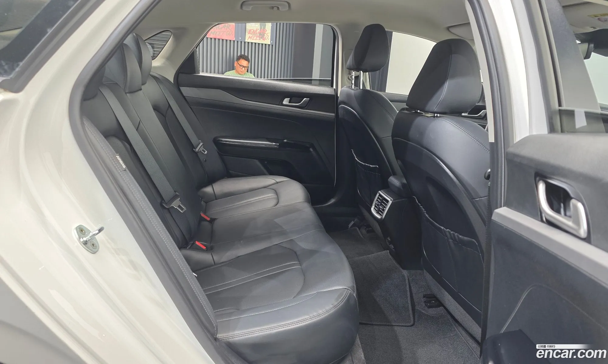 Kia K5 2021 KNAG241ABMA117528 — 7