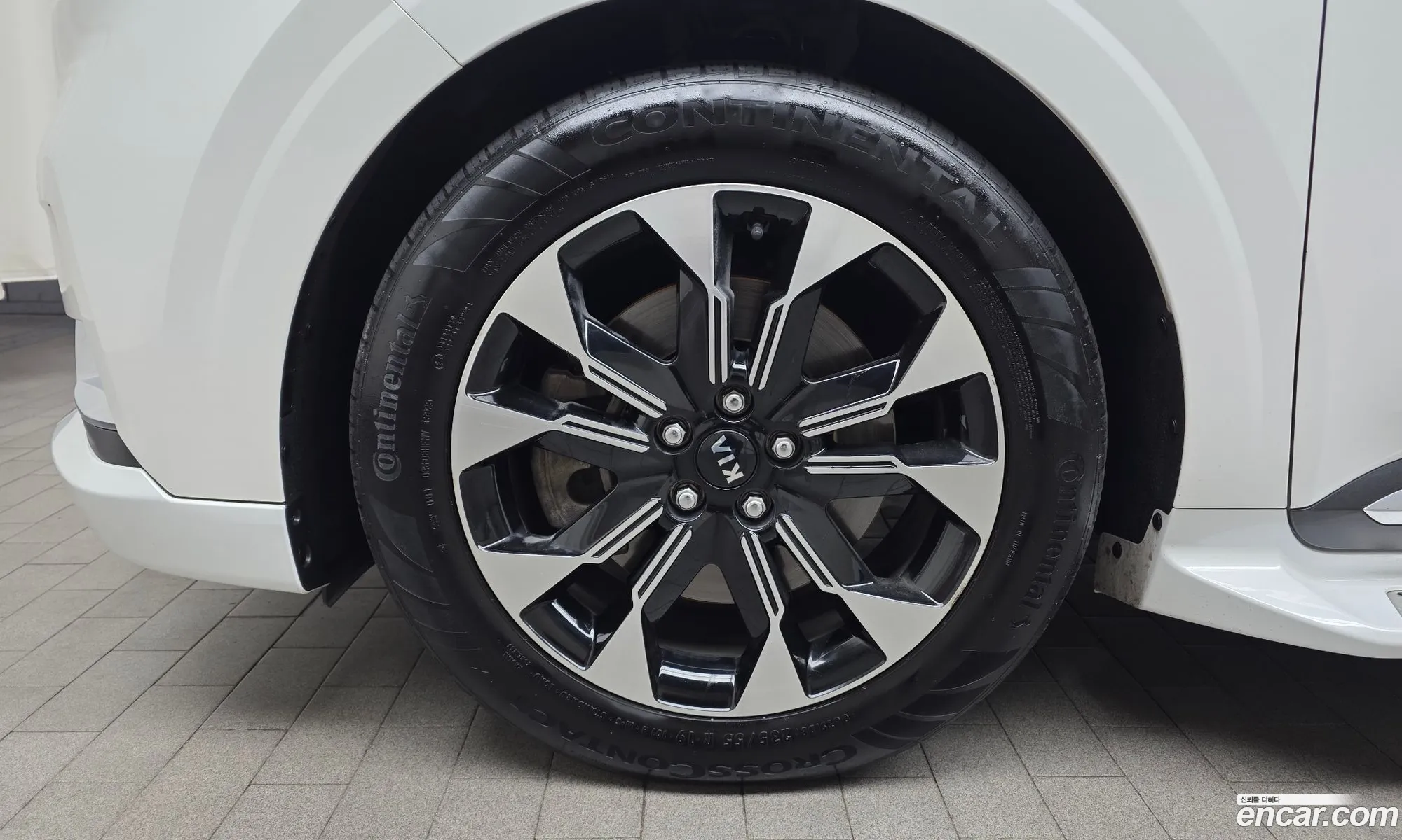 Kia Carnival 2021 — 5