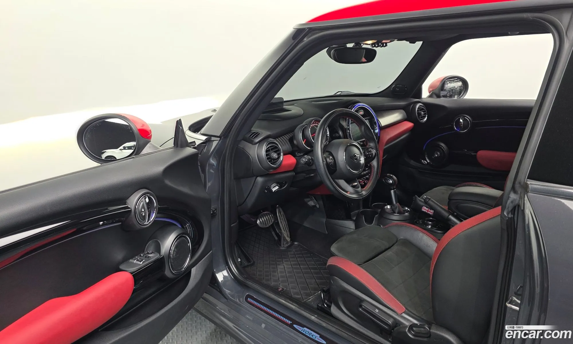 Mini Cooper S 2019 WMWXM9109K2H05005 — 17