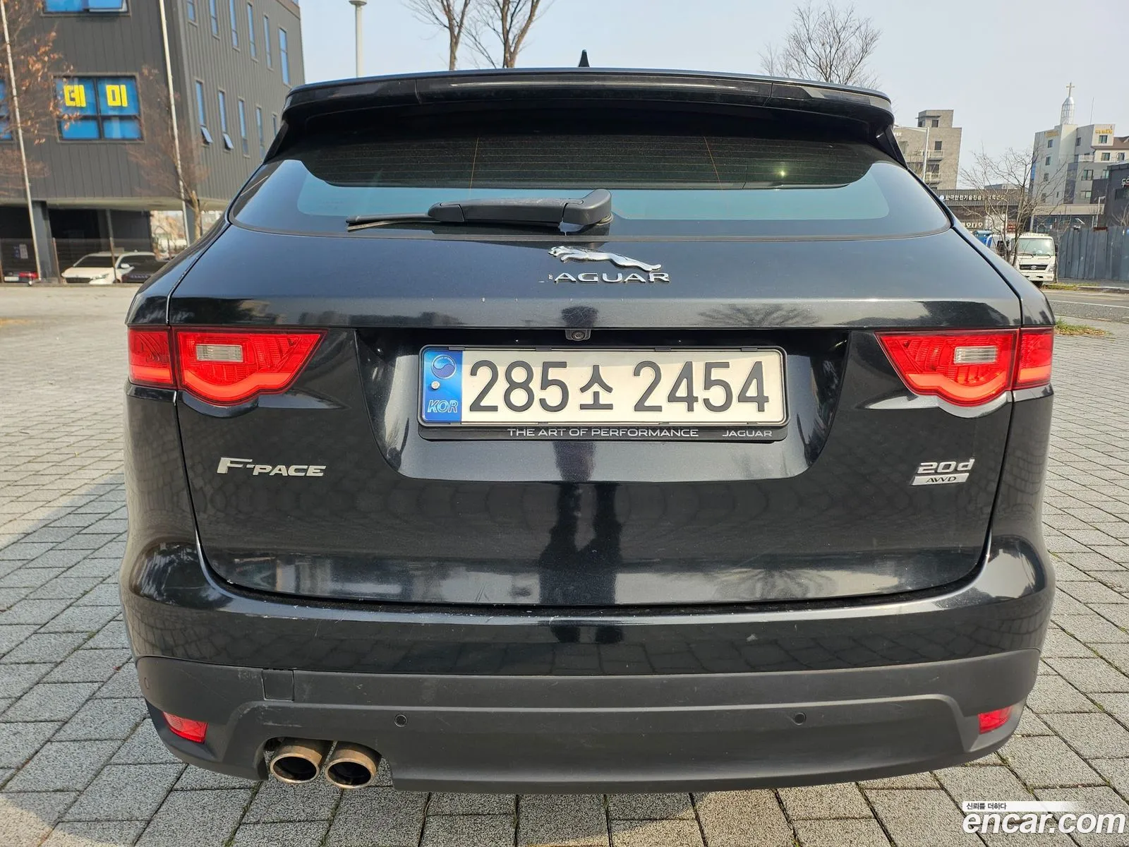 Jaguar F-Pace 2016 — 18