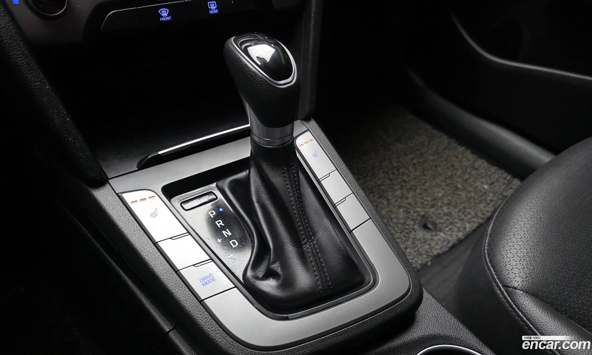 Hyundai Elantra AD 2017 — 11
