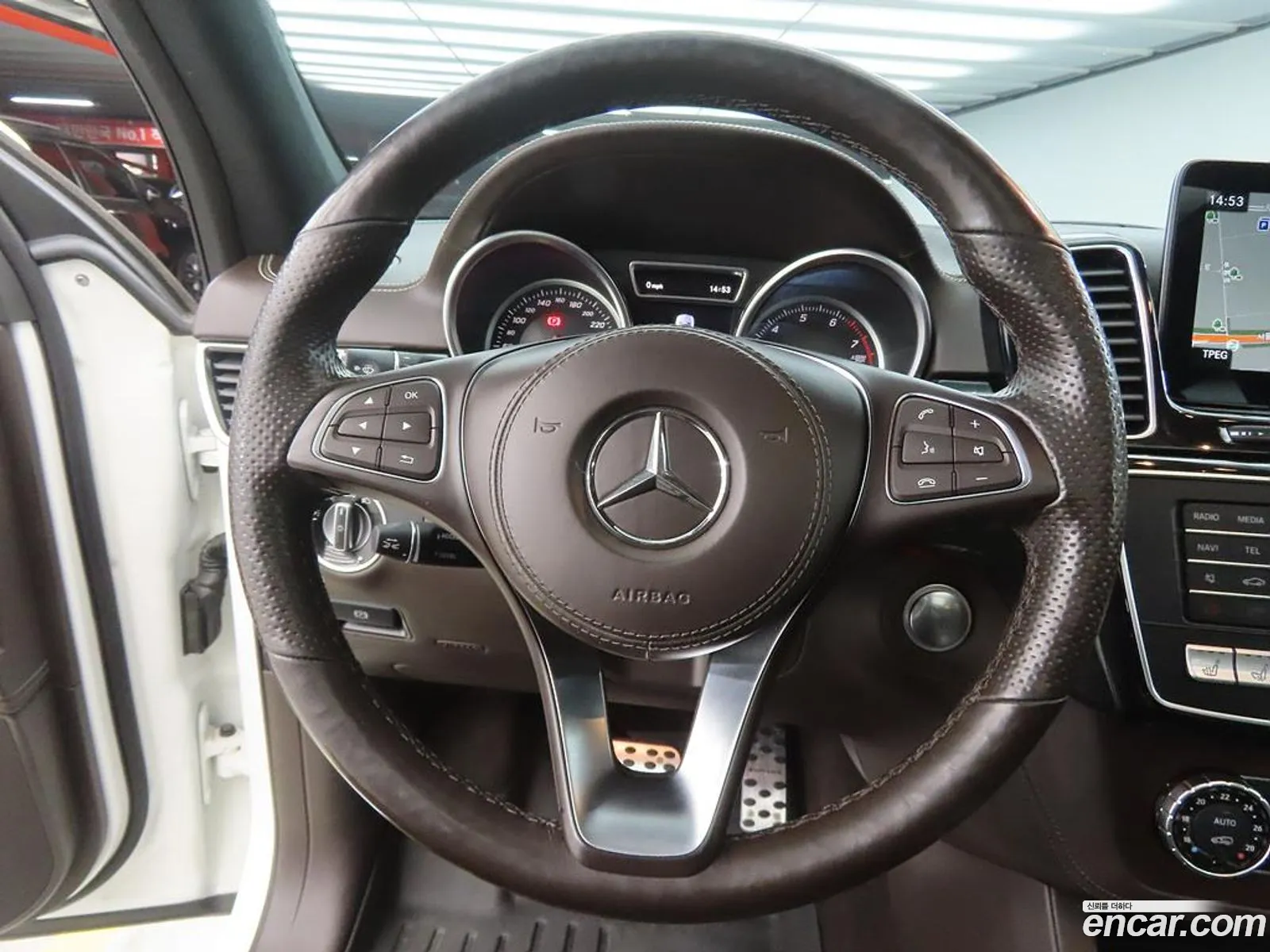 Mercedes-Benz GLS-Class X166 2019 — 19