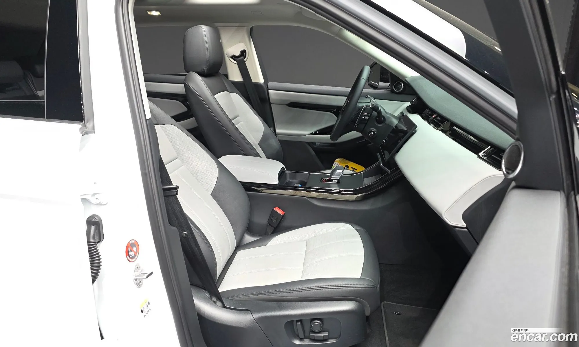 Land Rover Range Rover Evoque 2025 SALZA2BX9SH276975 — 7