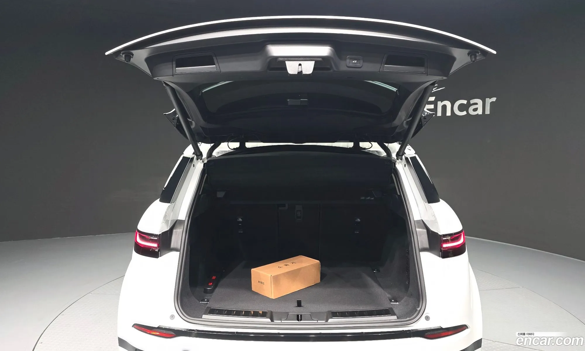 Land Rover Range Rover Evoque 2025 SALZA2BX9SH276975 — 8