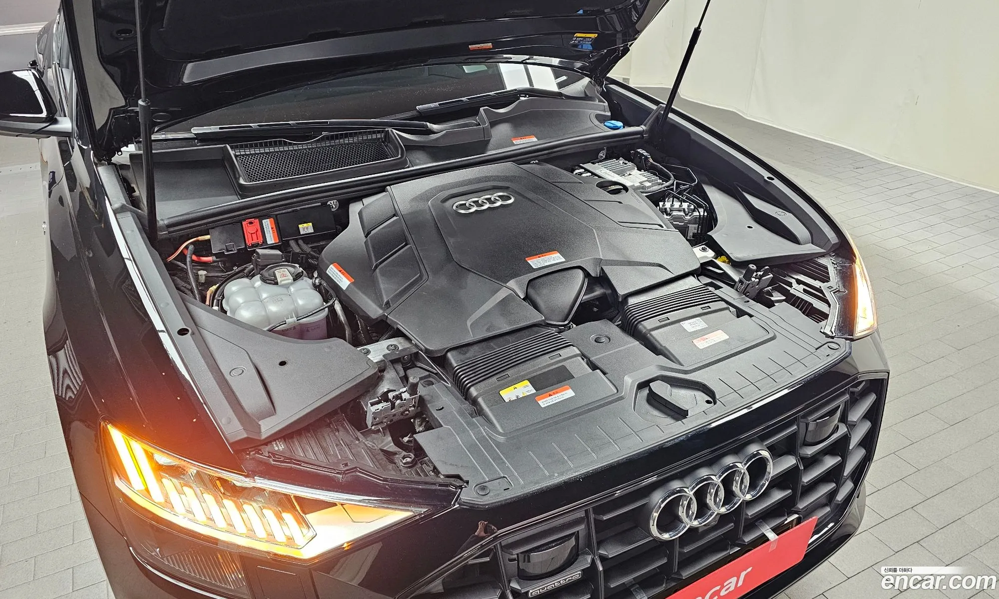 Audi Q8 2023 — 10