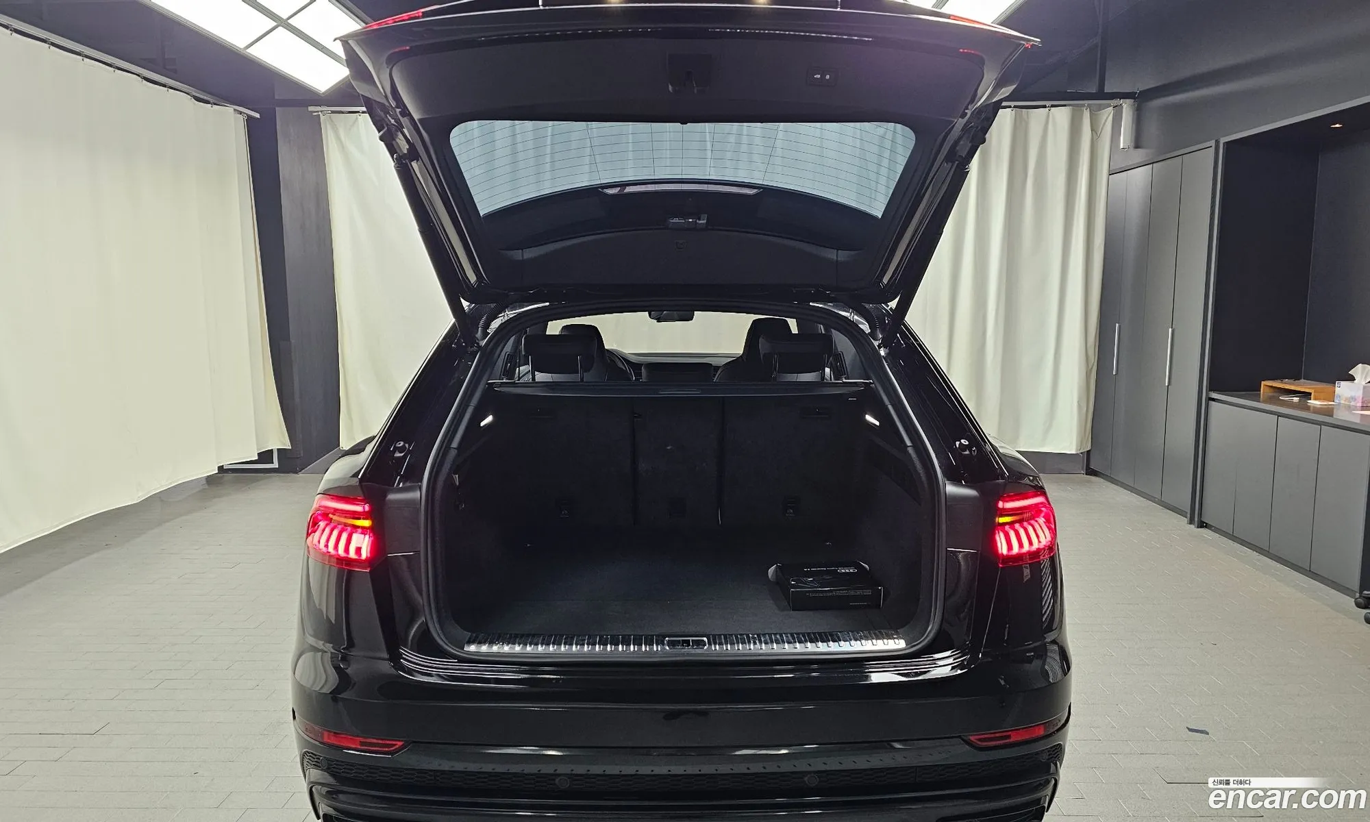 Audi Q8 2023 — 18