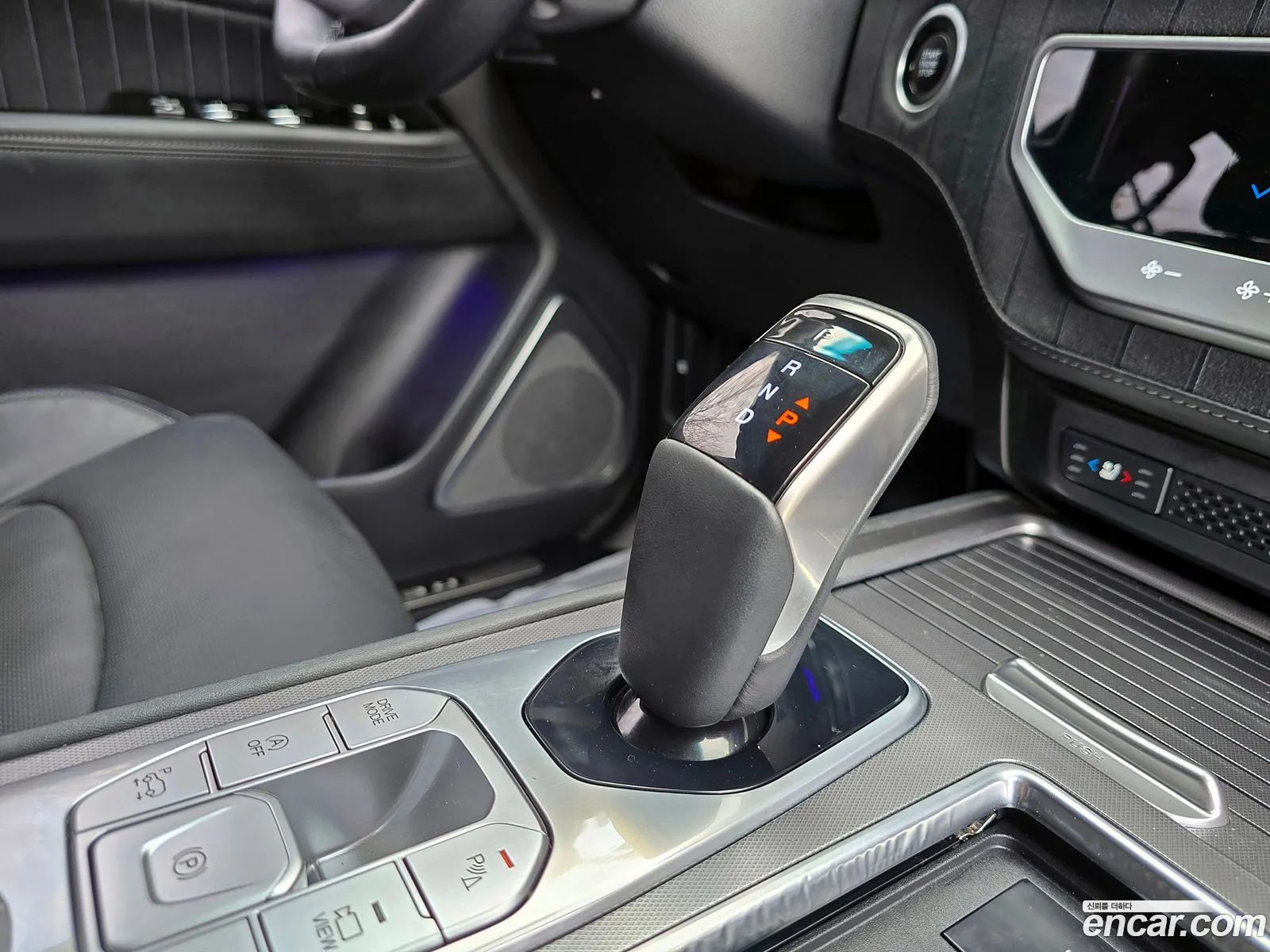 KG Mobility (SsangYong) Rexton New Arena 2023 — 17