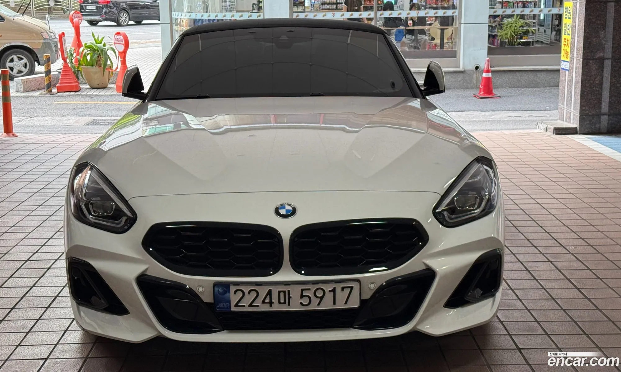 BMW Z4 2023 — 13