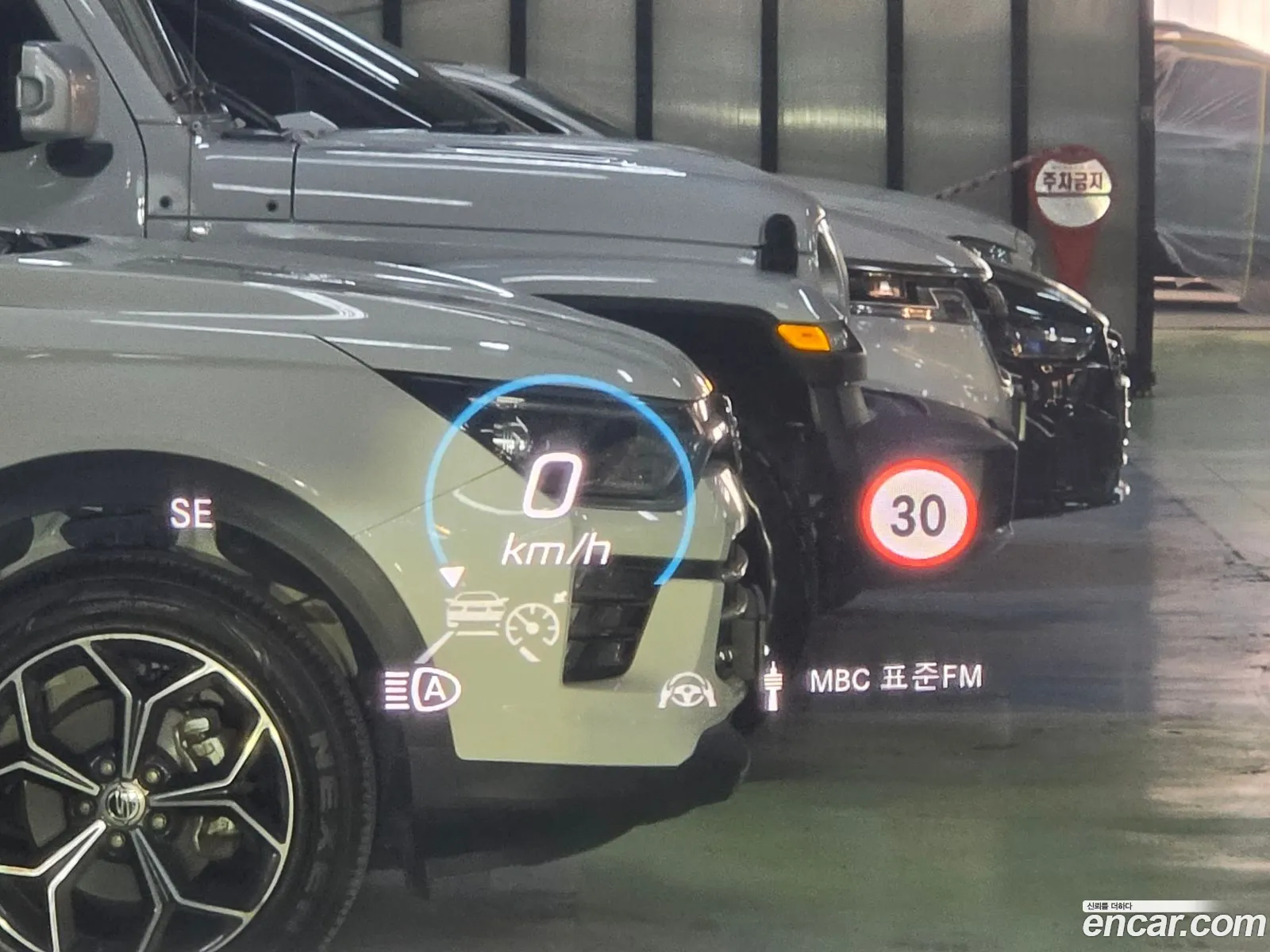 Mercedes-Benz GLE-Class W167 2022 — 15