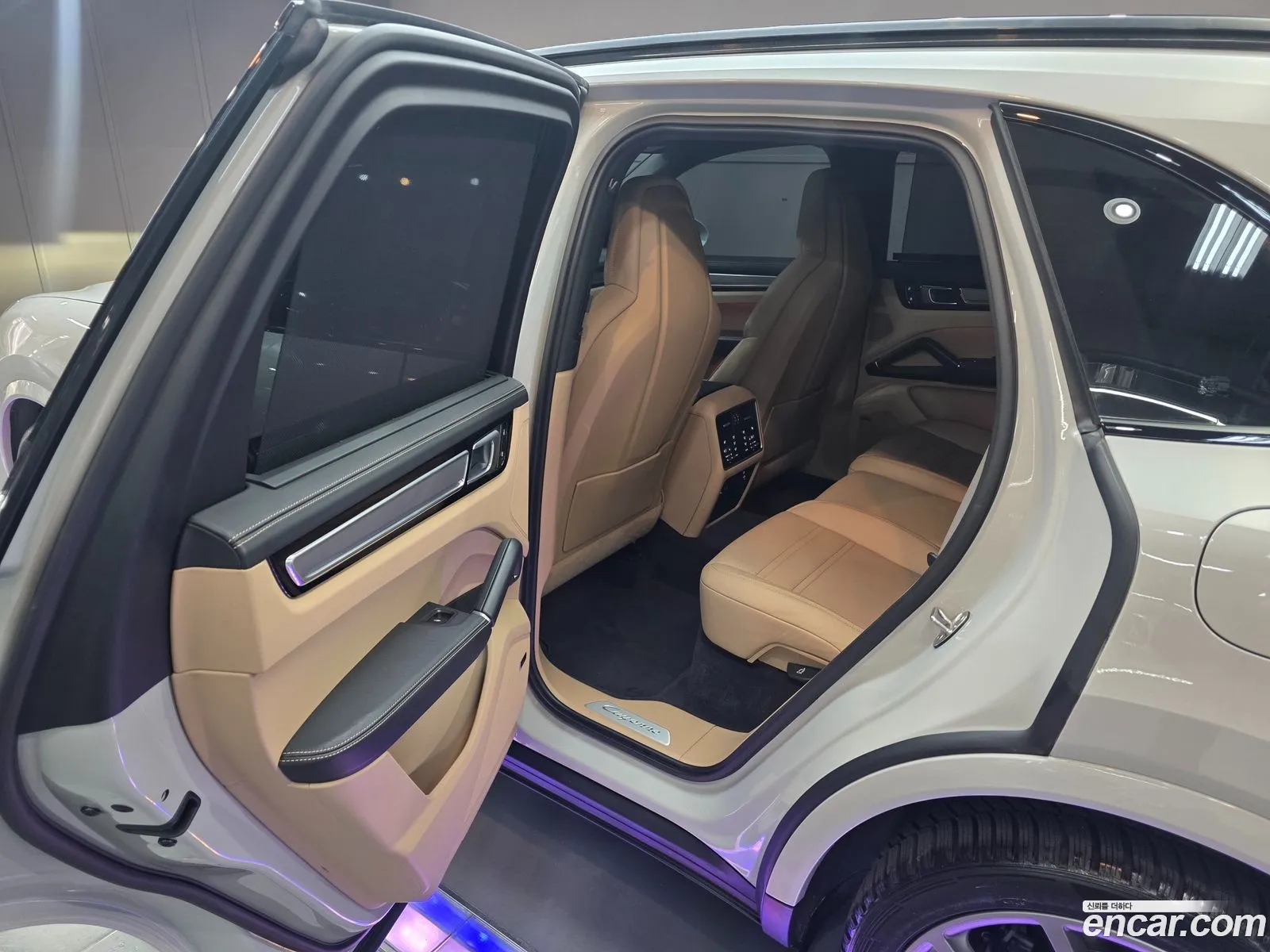 Porsche Cayenne 2023 — 19