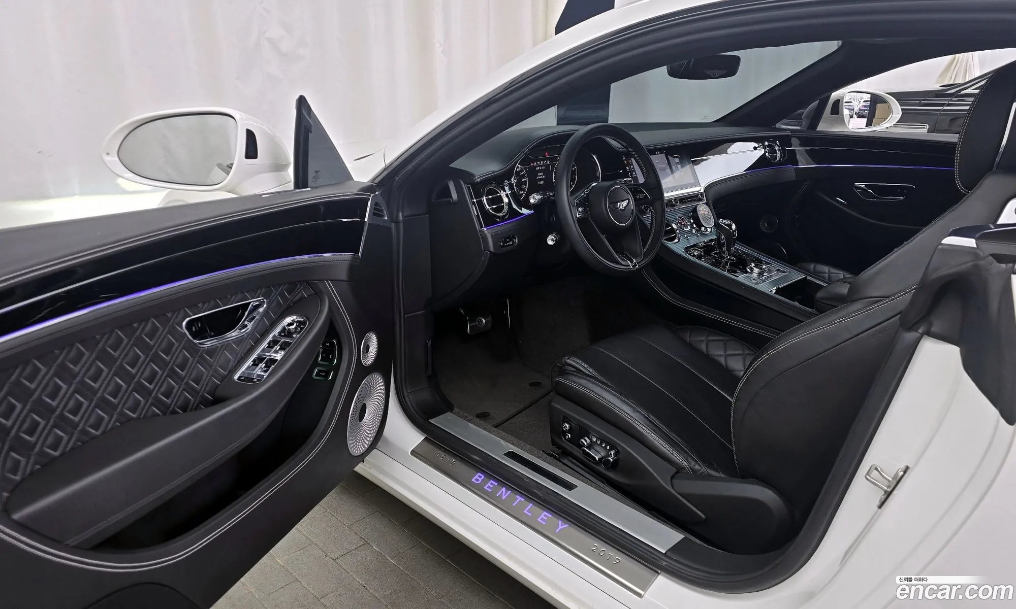 Bentley Continental GT 2019 SCBCD13S6KC072930 — 6