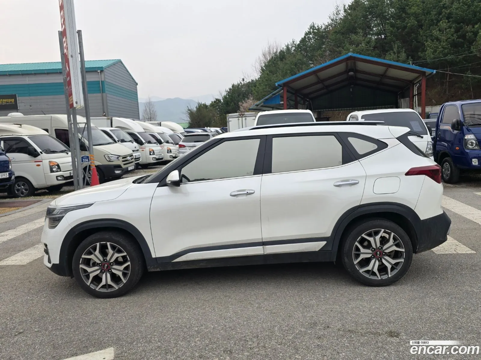 Kia Seltos 2020 — 17