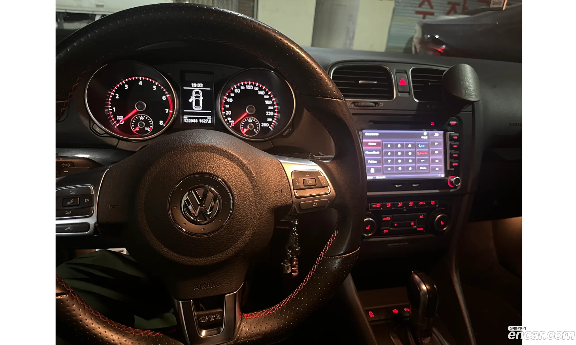 Volkswagen Golf 6th Gen 2011 — 5
