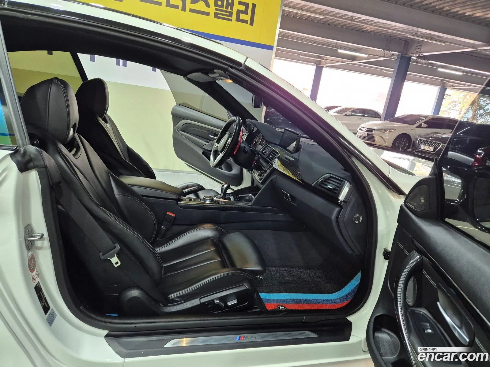 BMW M4 2016 — 17
