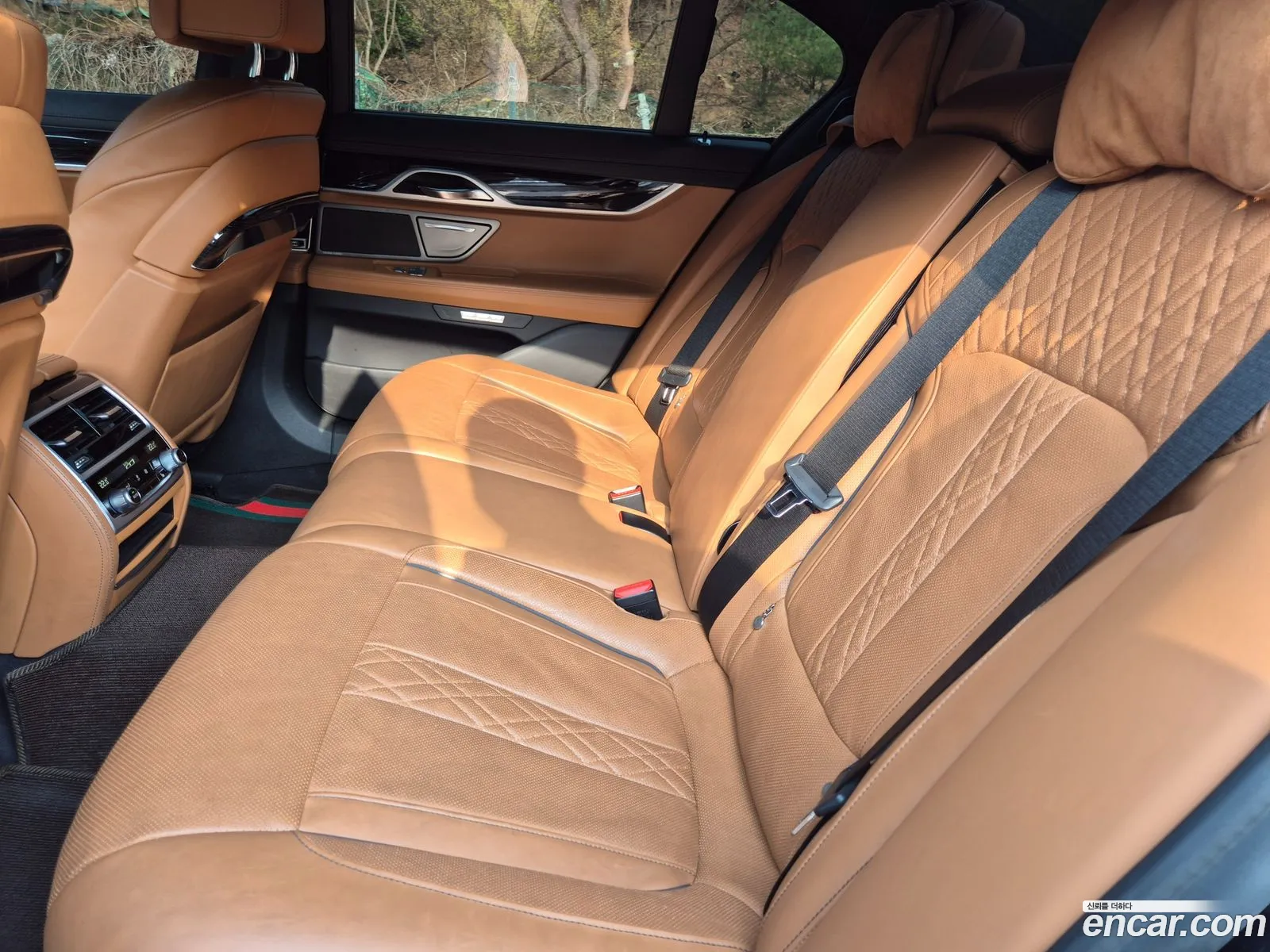 BMW 7 Series 2018 — 19