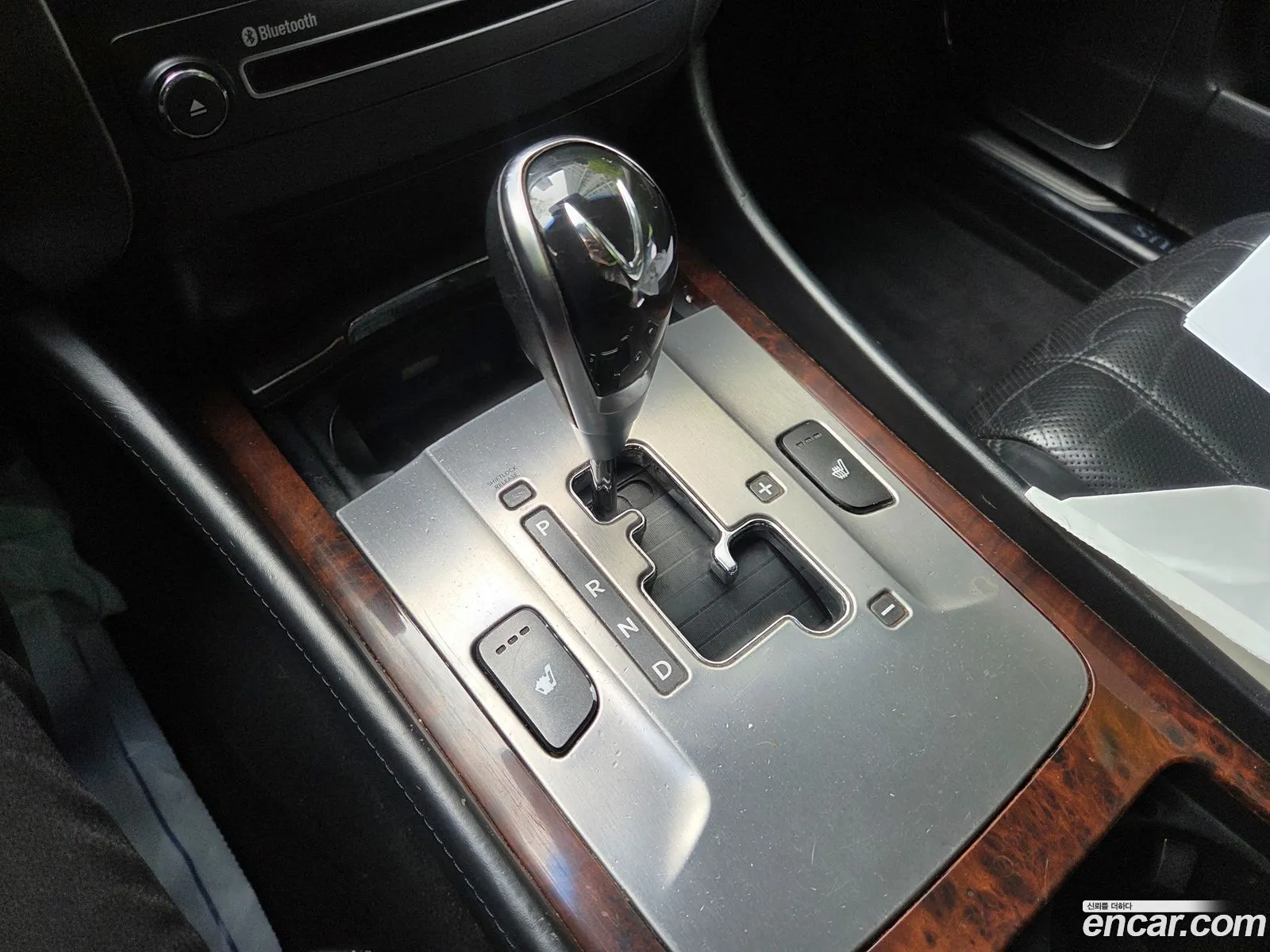 Hyundai Equus 2009 — 16