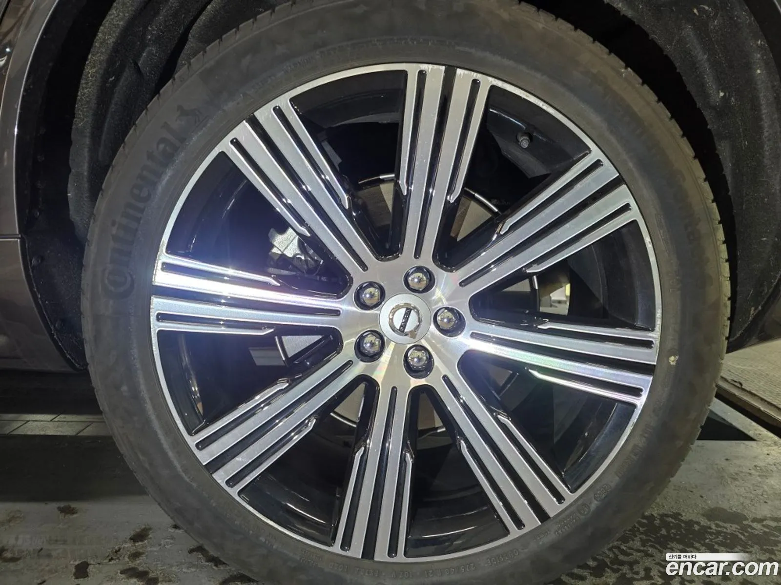 Volvo XC90 2025 — 5