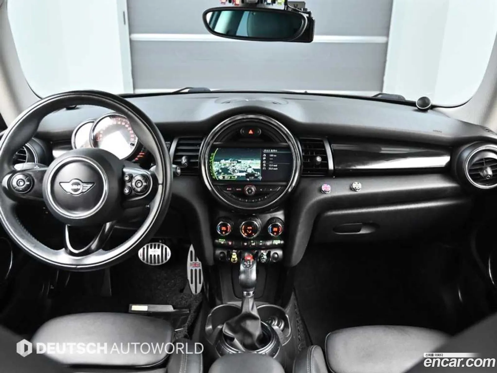 Mini Cooper 2015 — 11