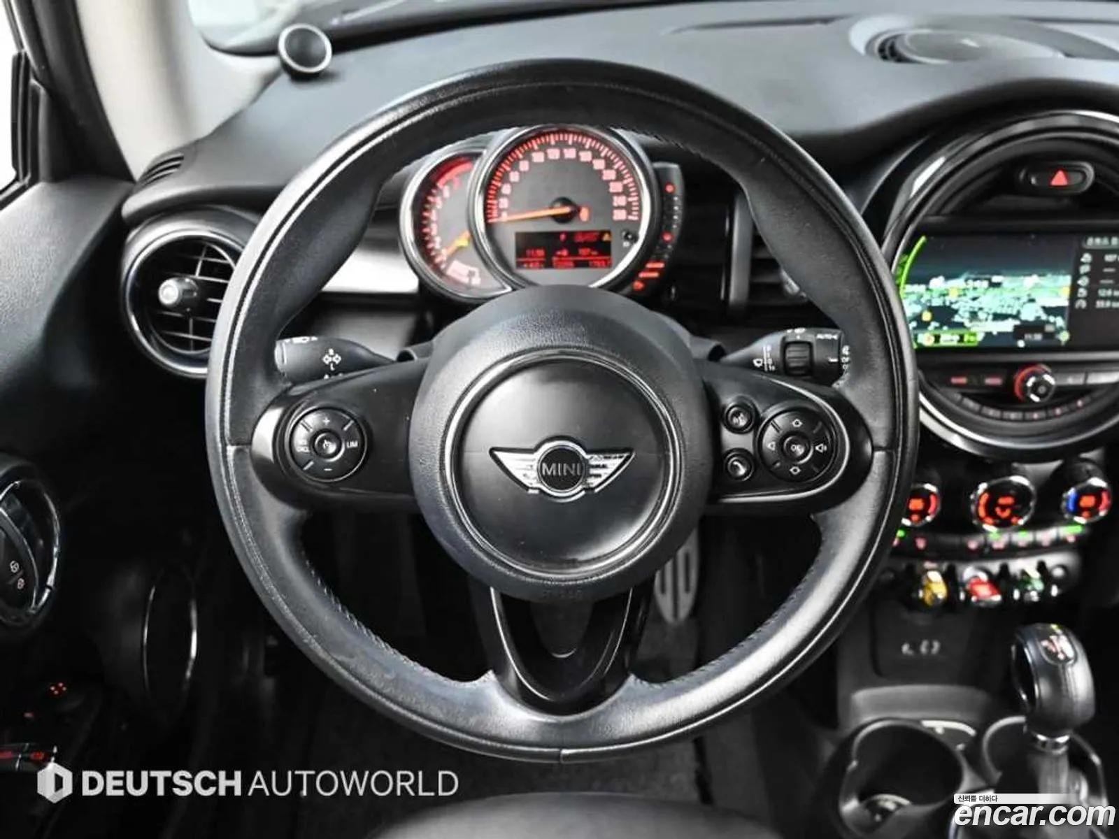Mini Cooper 2015 — 18