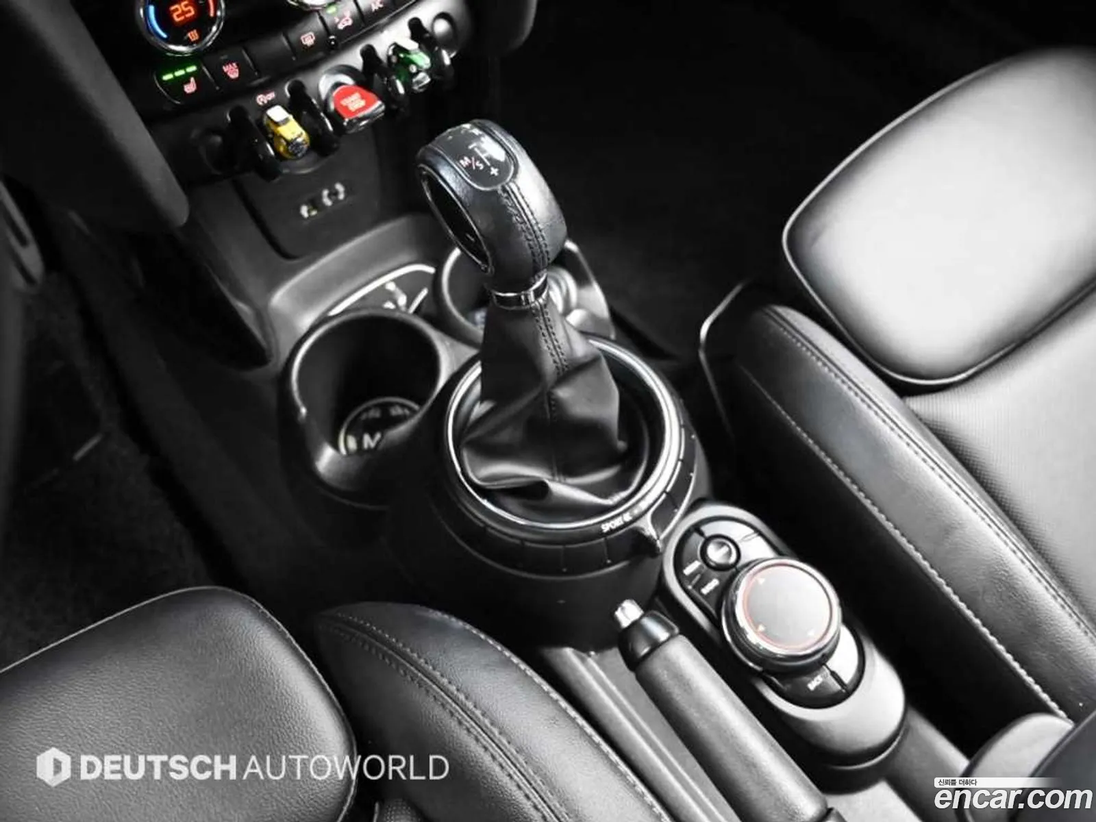 Mini Cooper 2015 — 16