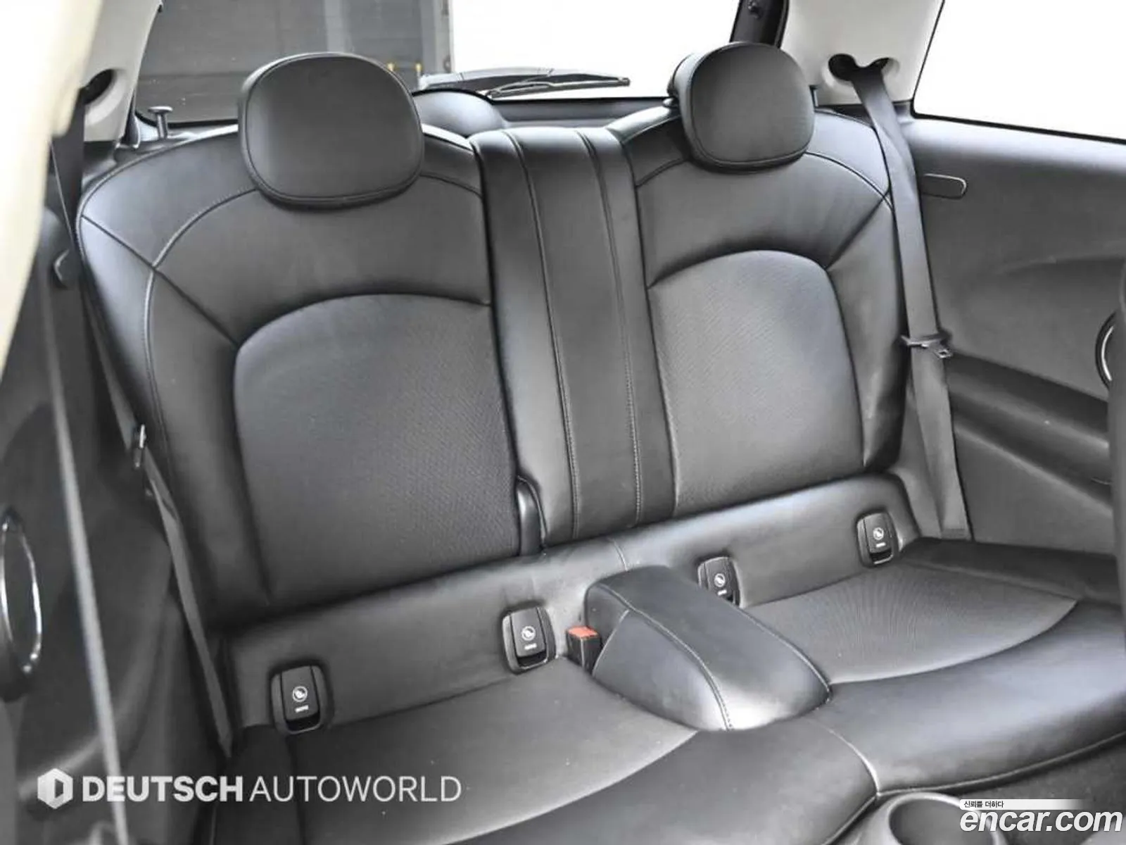 Mini Cooper 2015 — 19