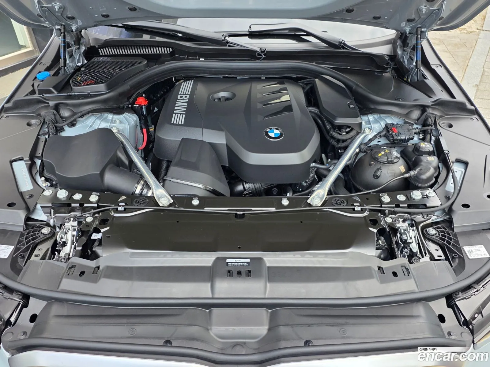 BMW 5 Series 2025 — 7