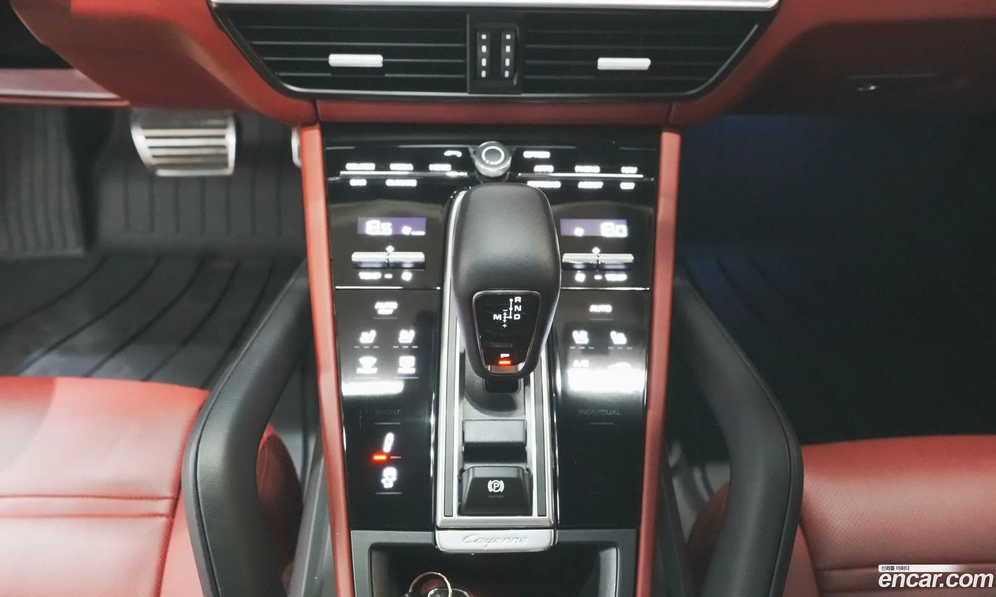 Porsche Cayenne 2023 — 17