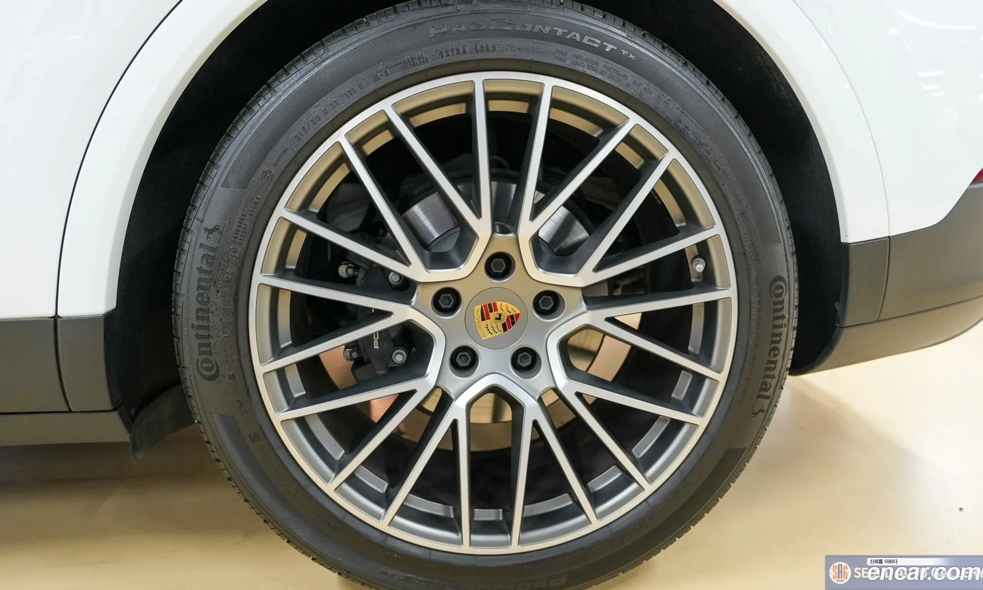 Porsche Cayenne 2023 — 13