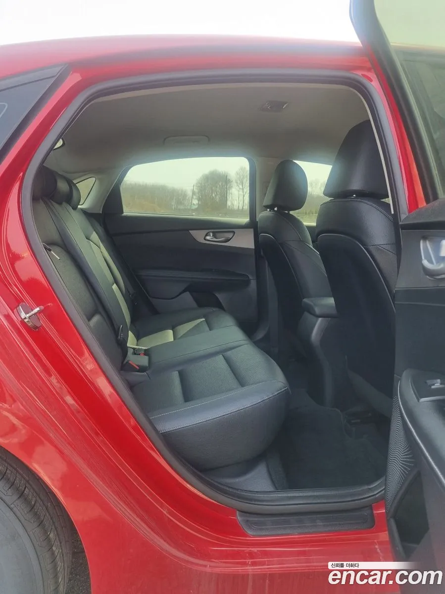 Kia K3 2018 — 16