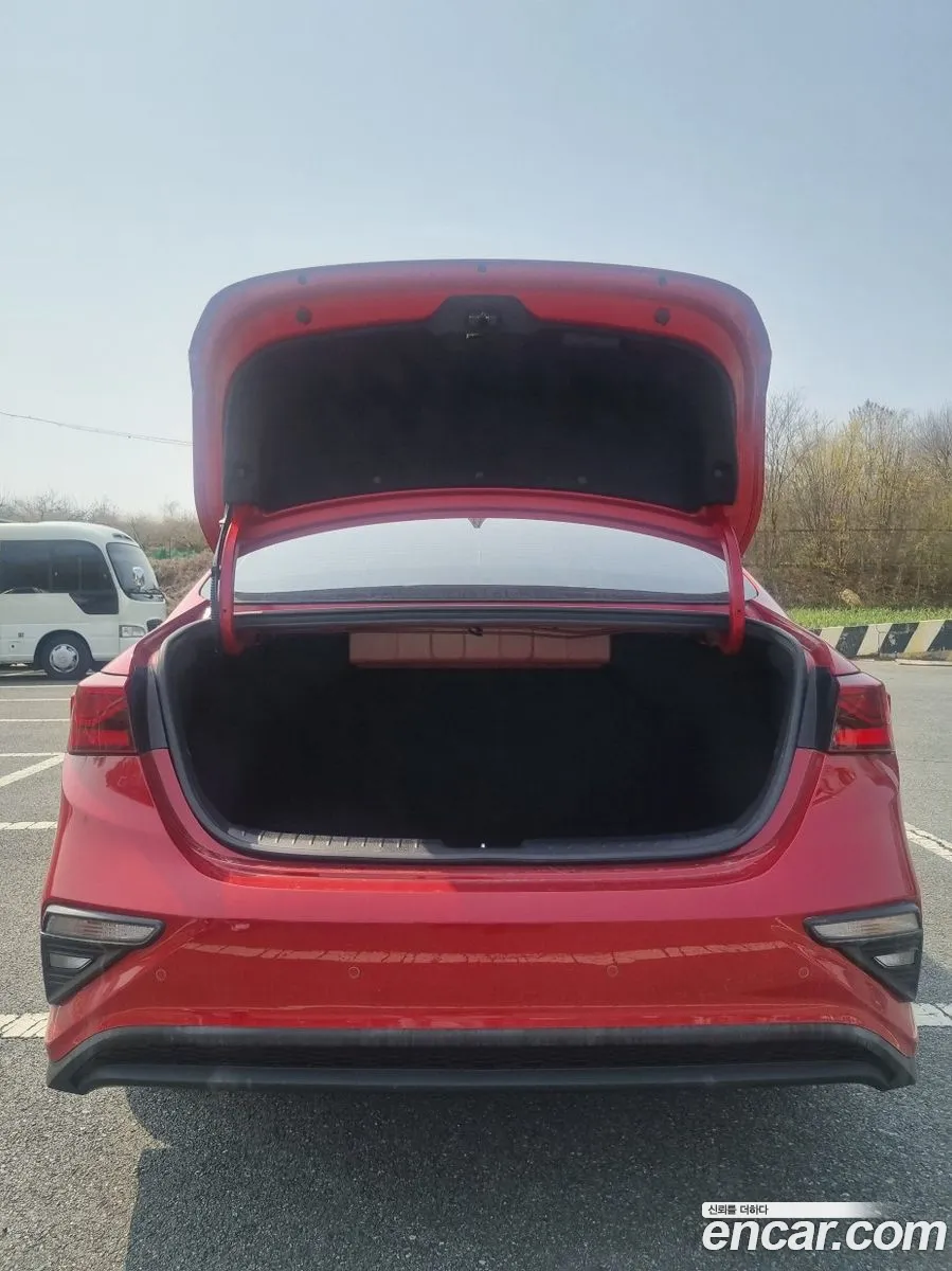 Kia K3 2018 — 12