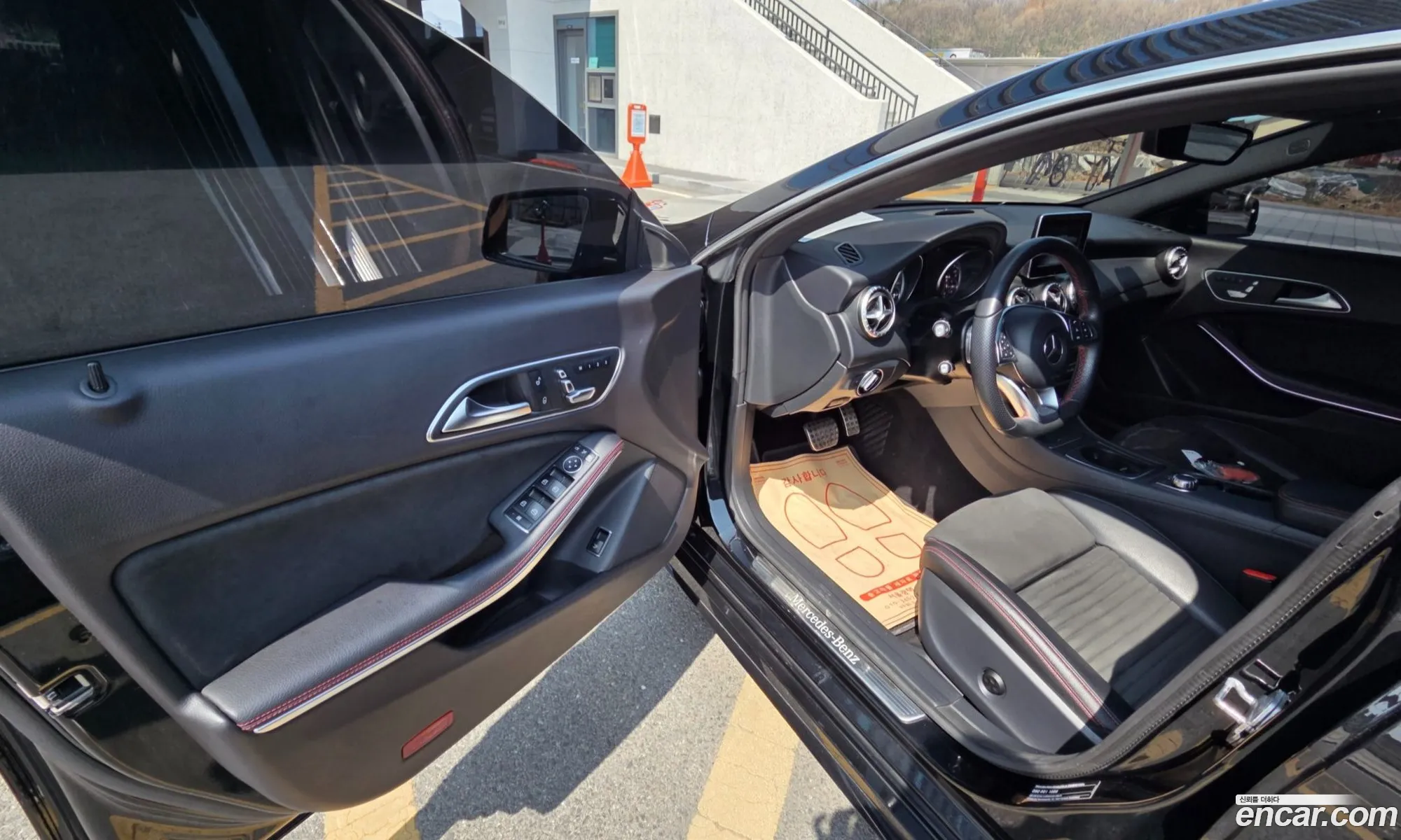 Mercedes-Benz CLA-Class C117 2018 — 15