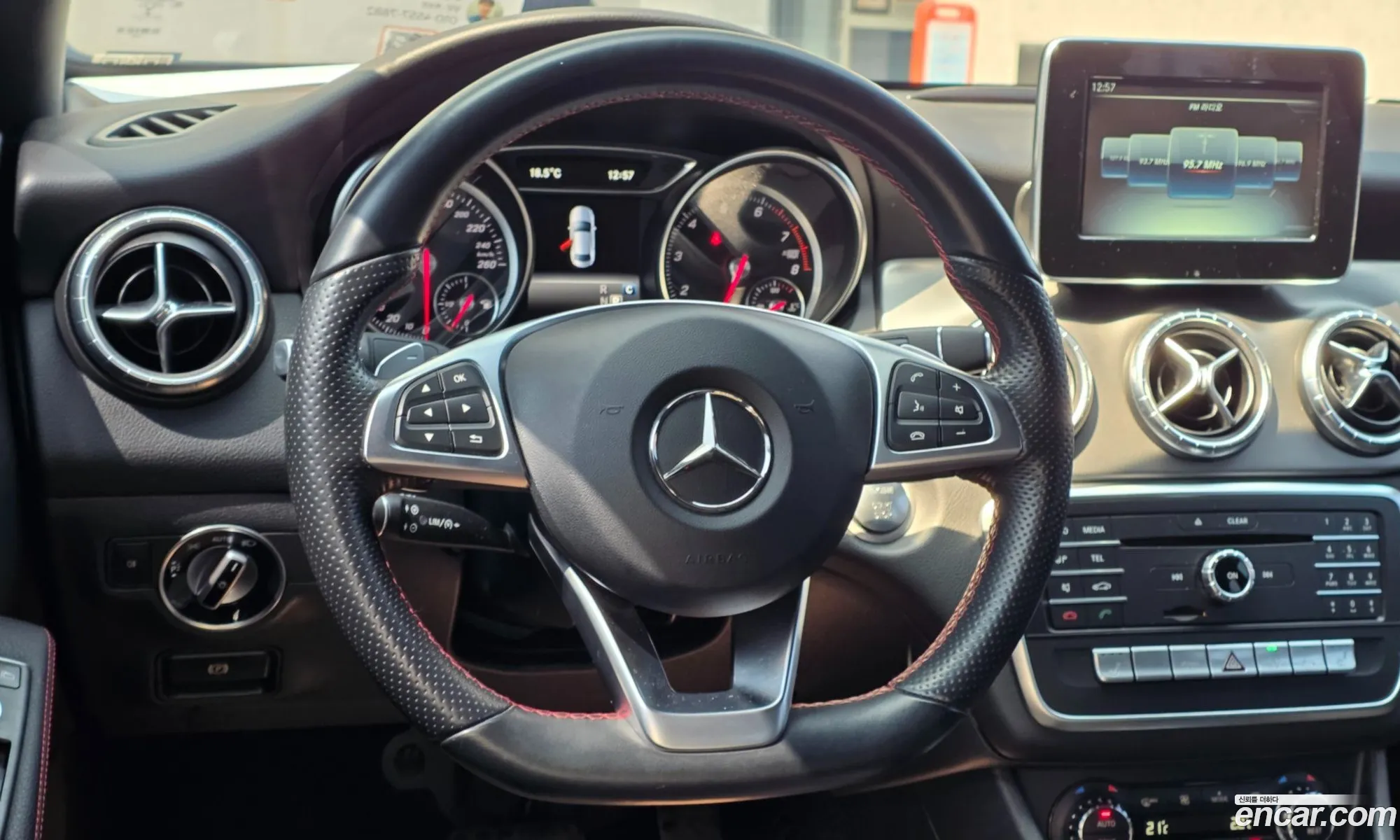 Mercedes-Benz CLA-Class C117 2018 — 19