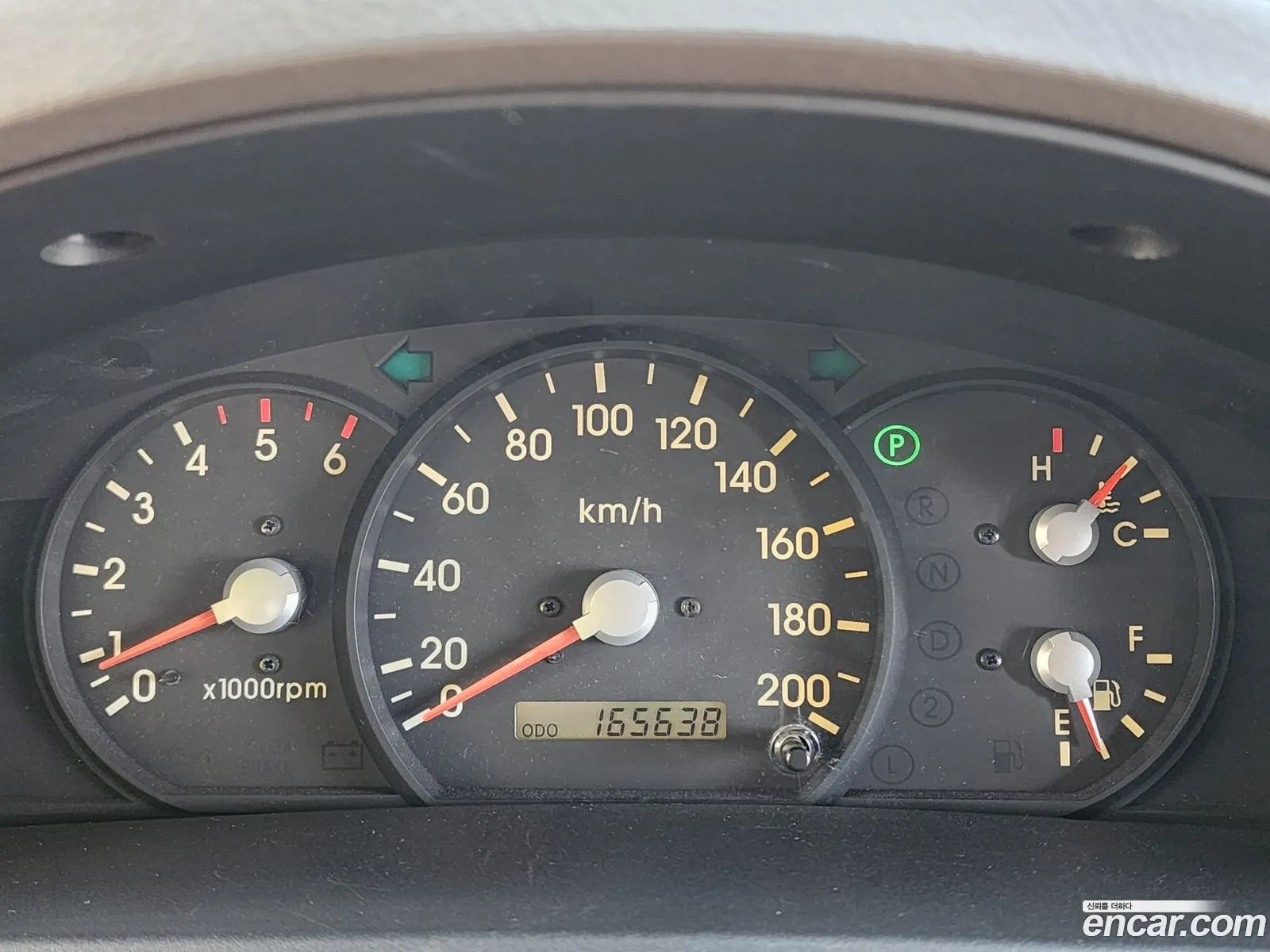 Kia Sorento 2002 — 6