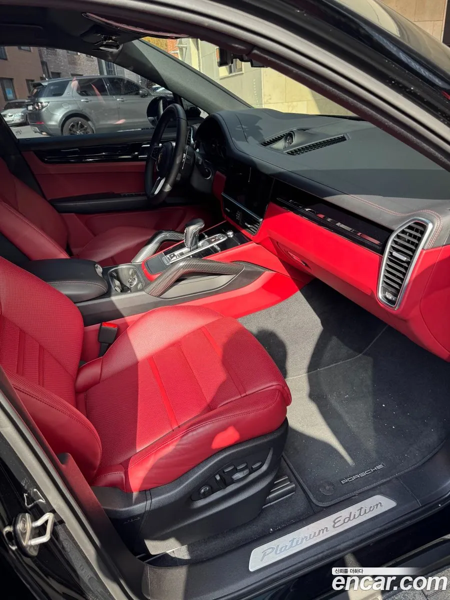 Porsche Cayenne 2022 — 2