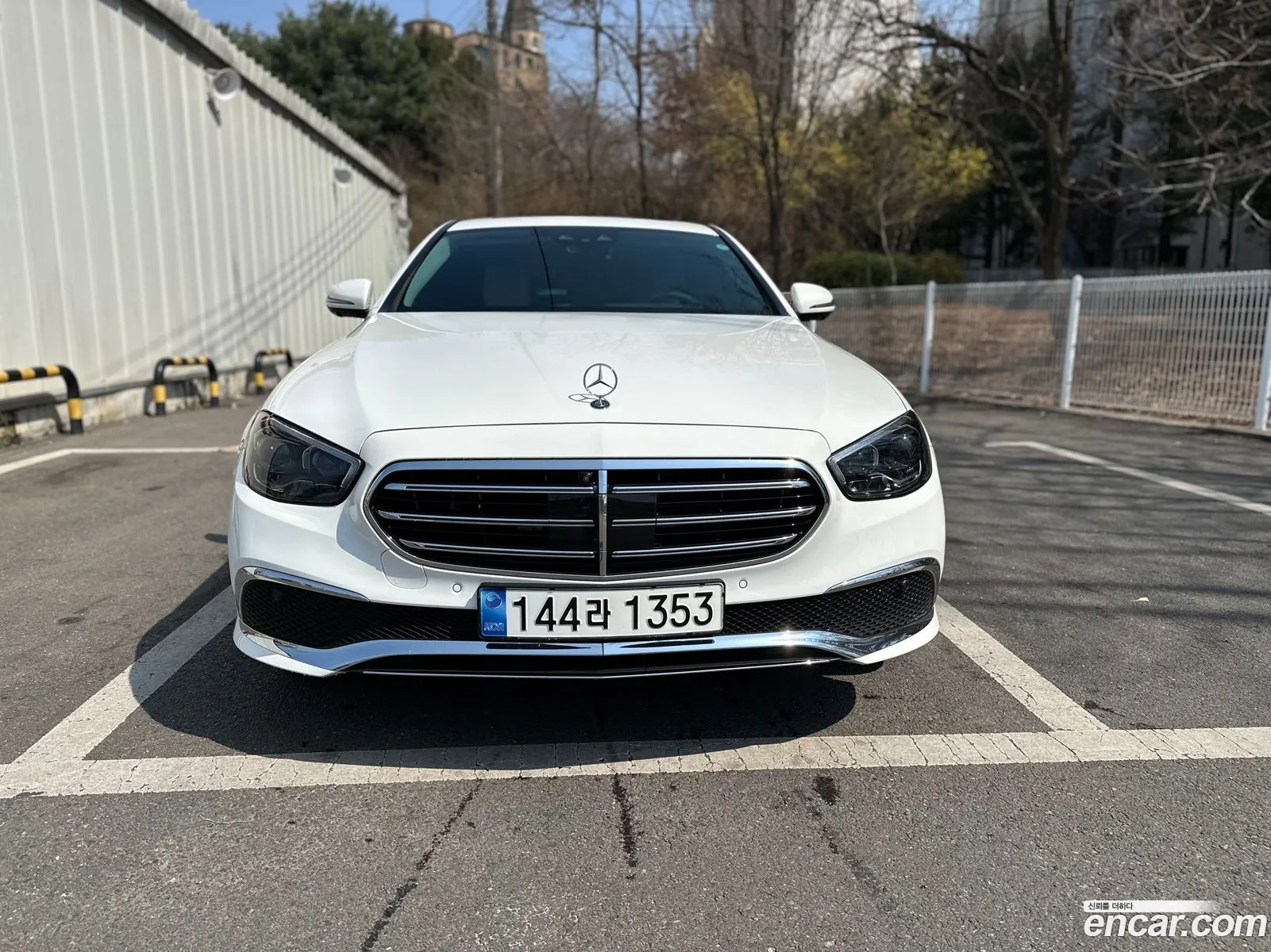 Mercedes-Benz E-Class W213 2023 — 15