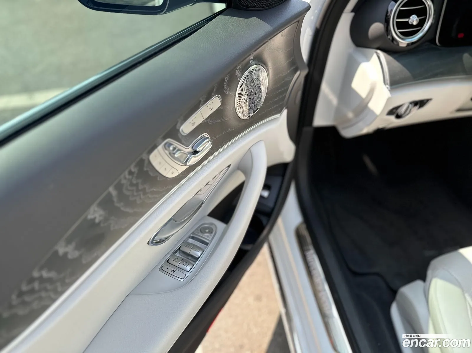 Mercedes-Benz E-Class W213 2023 — 5