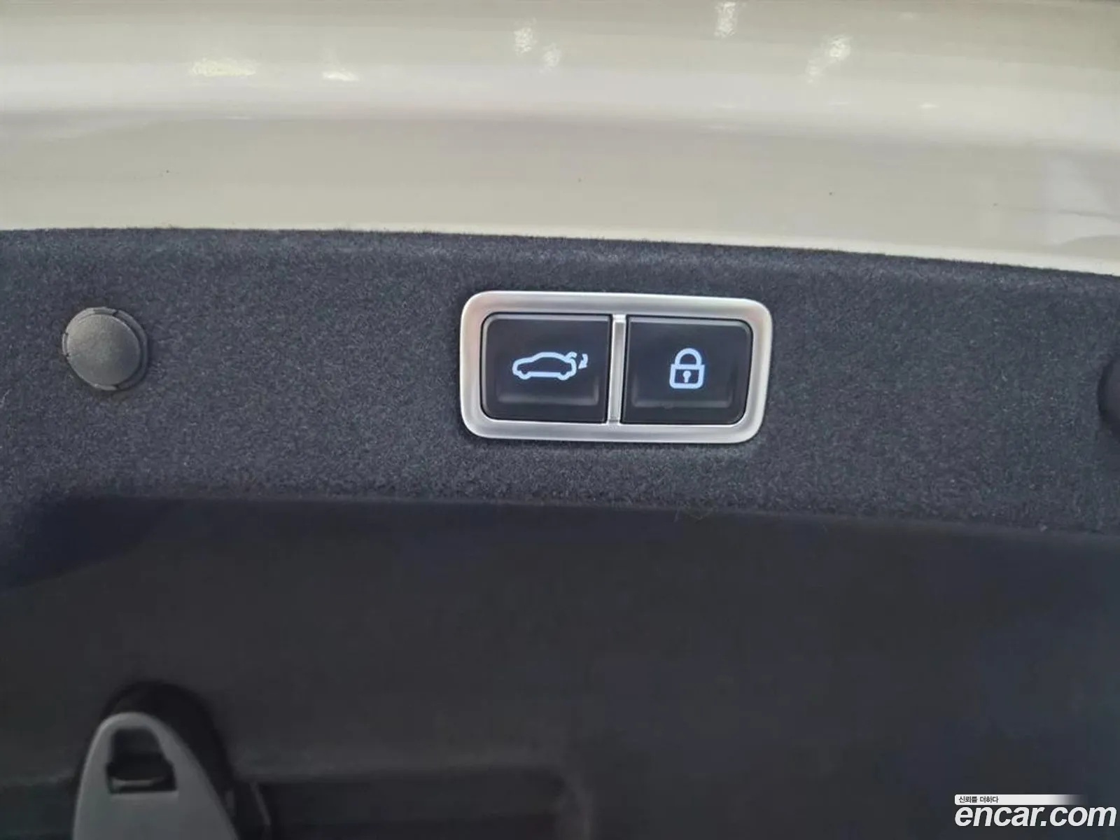 Hyundai Grandeur Hybrid 2023 — 4
