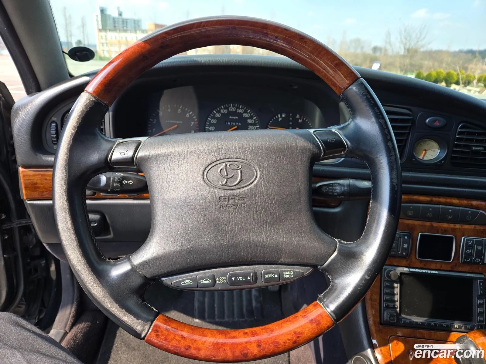Hyundai Dynasty 2004 — 13